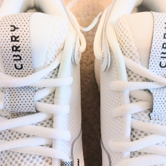 Under Armour 3Z5 Curry Basketball Unisex Sneaker (Style: 3023037-105) - Picture 4 of 11